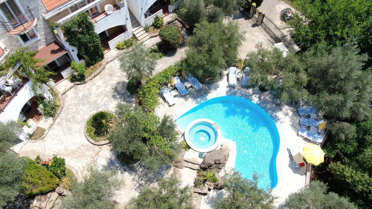Resort "Maslinjak" Becici  Exterior photo