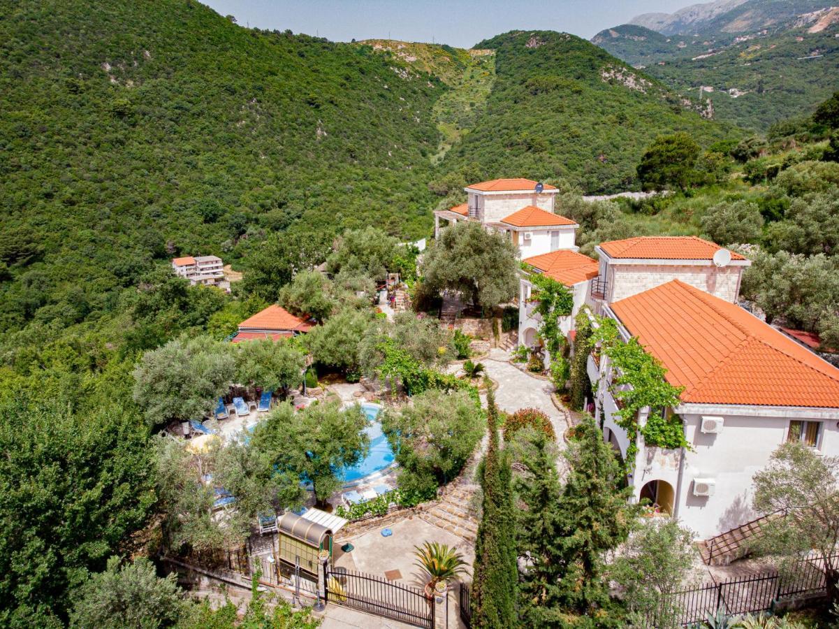 Resort "Maslinjak" Becici  Exterior photo