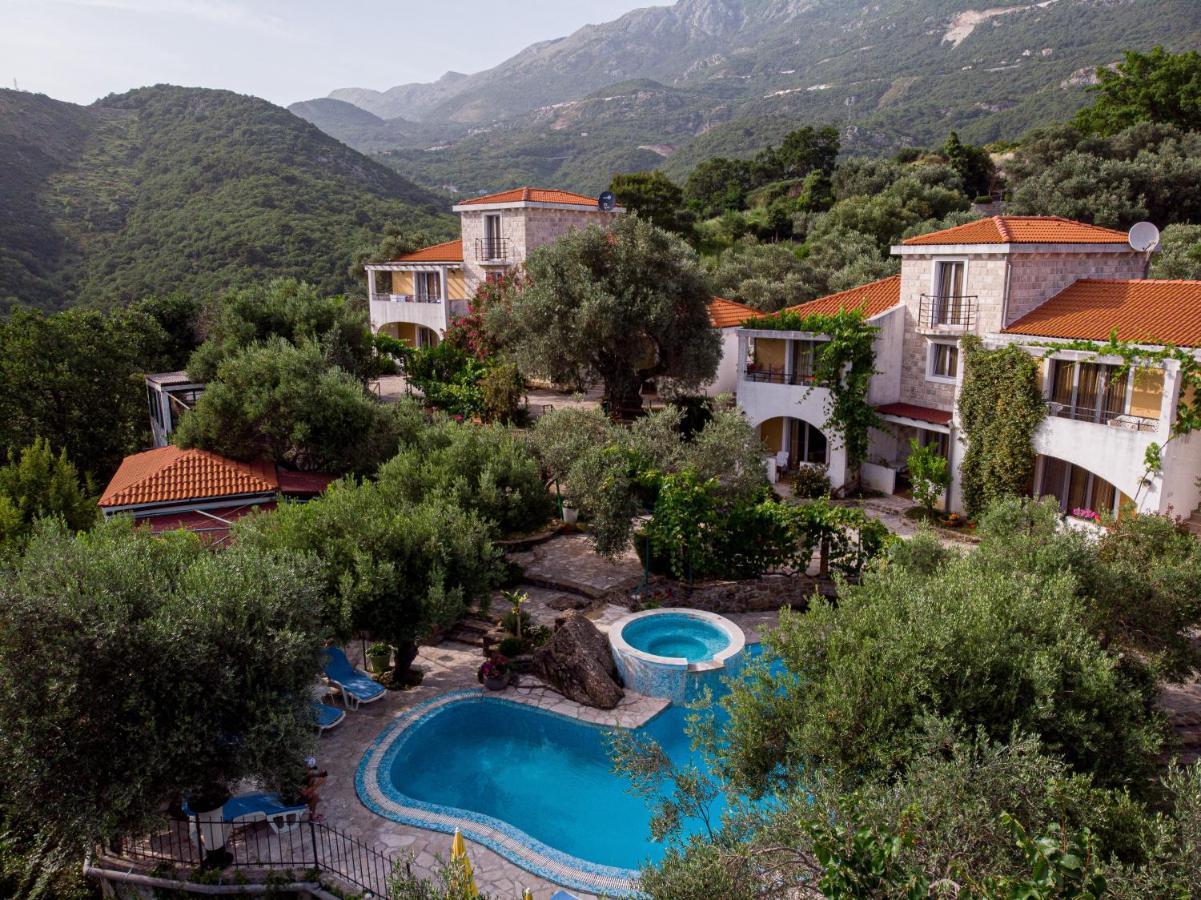 Resort "Maslinjak" Becici  Exterior photo