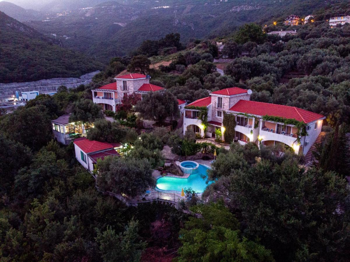 Resort "Maslinjak" Becici  Exterior photo